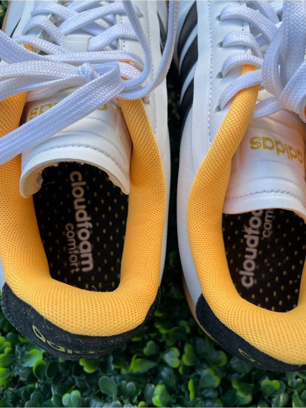 adidas White Sneakers with Black Stripes and Yellow Lining, size 7.5